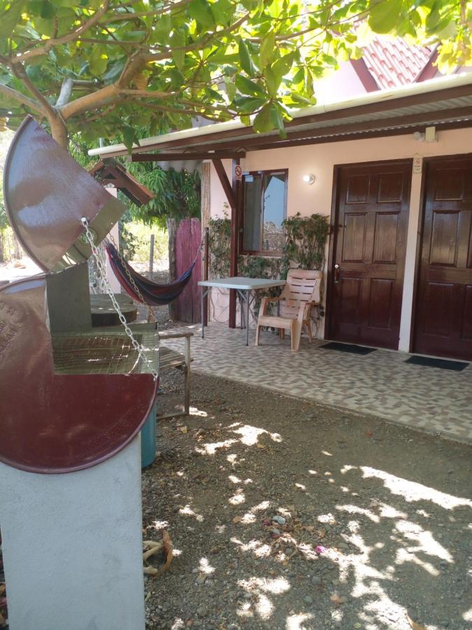 Cabanas Martina Surf Playa Guanico Pedregal ภายนอก รูปภาพ