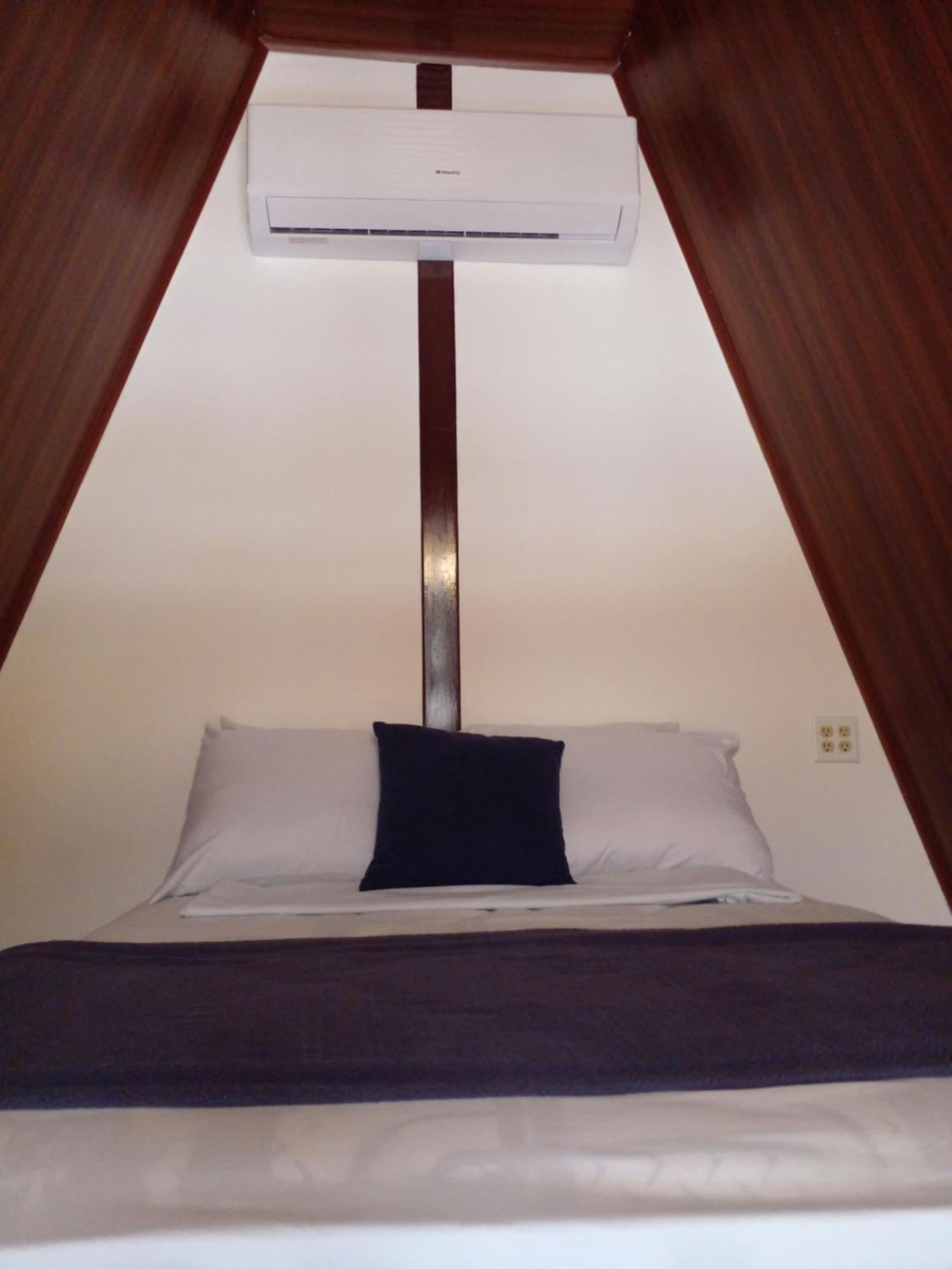 Cabanas Martina Surf Playa Guanico Pedregal ภายนอก รูปภาพ